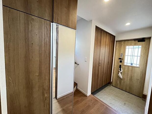 いつも気持ちよくご家族を迎えられる玄関です。