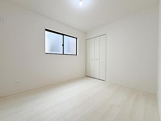 子供部屋にもちょうど良い大きさのお部屋です。