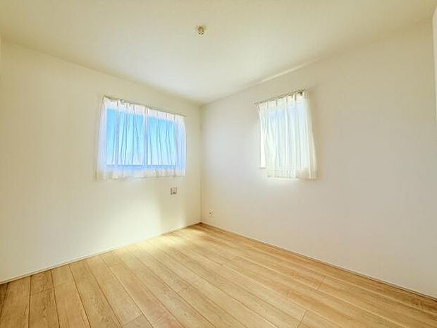 子供部屋にもちょうど良い大きさのお部屋です。