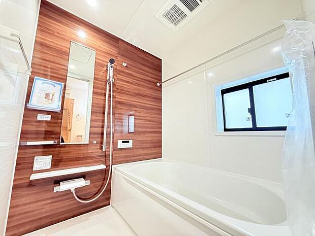 お風呂でほっとひといき。1日の疲れを癒しましょう。