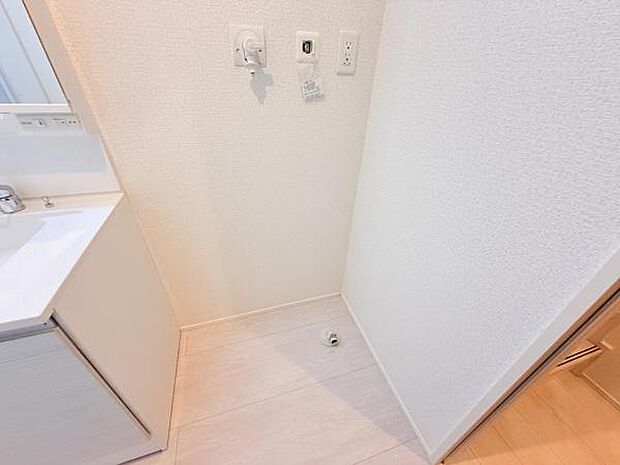 お天気を気にせずお洗濯ができ、室内干し可能です。