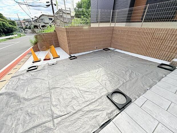駐車場ももちろん完備しておりますのでお車所有の方にも心強いです。