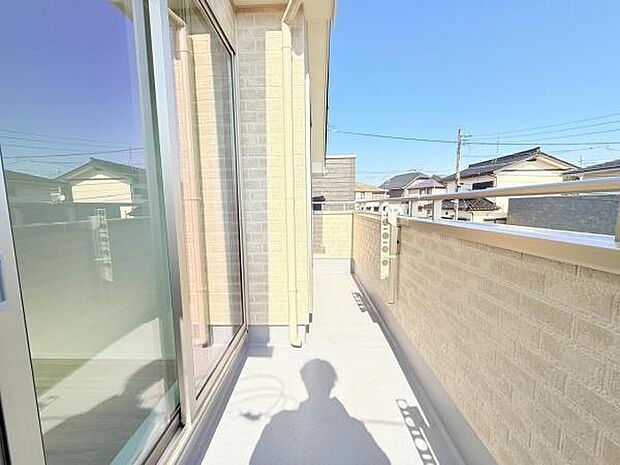お洗濯ものを気持ち良く太陽の光で干せるのが嬉しいですね。