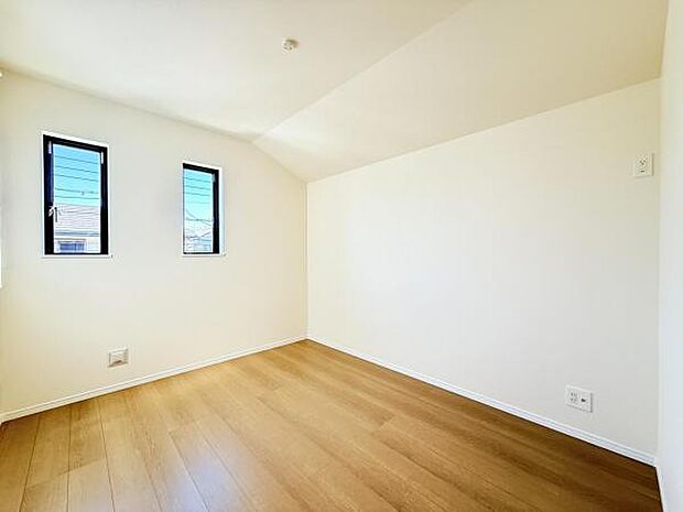 子供部屋にもちょうど良い大きさのお部屋です。