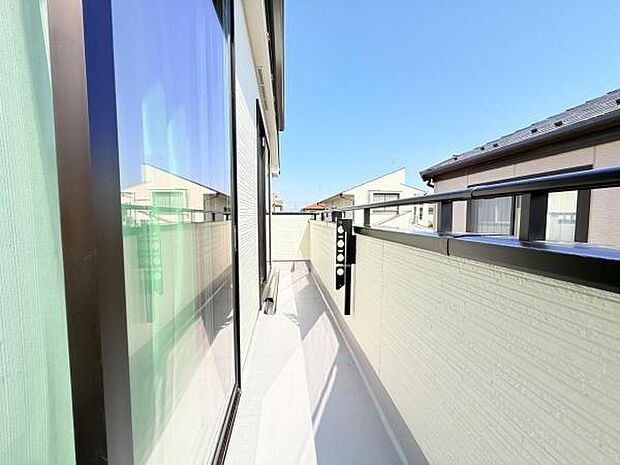 お洗濯ものを気持ち良く太陽の光で干せるのが嬉しいですね。