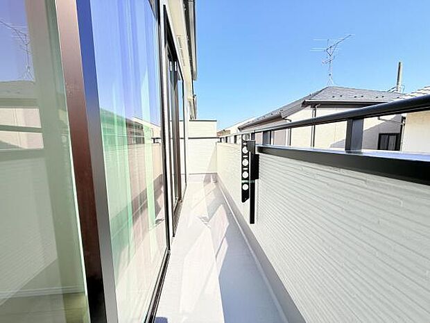 お洗濯ものを気持ち良く太陽の光で干せるのが嬉しいですね。