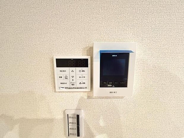 訪問者を確認できるTVモニター付きインターフォンです。