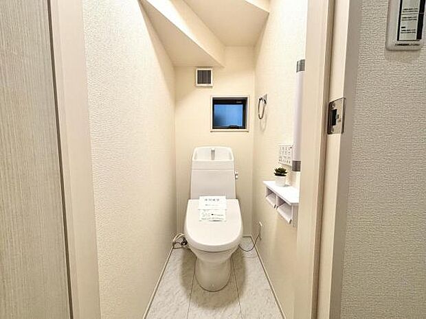 ほっと安らげるトイレ空間です。