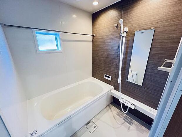 お風呂でほっとひといき。1日の疲れを癒しましょう。