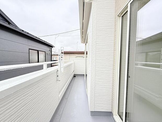 お洗濯ものを気持ち良く太陽の光で干せるのが嬉しいですね。
