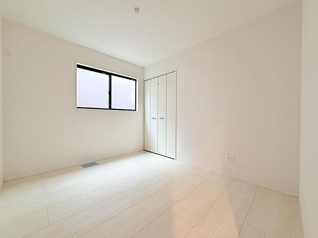 子供部屋にもちょうど良い大きさのお部屋です。