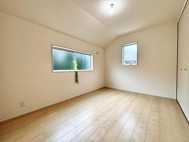 子供部屋にもちょうど良い大きさのお部屋です。