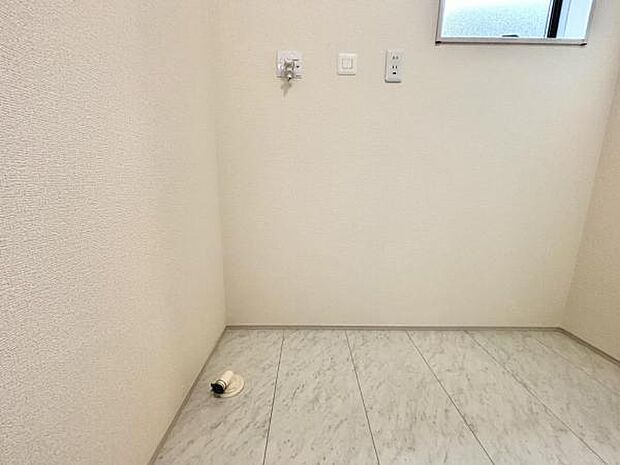 お天気を気にせずお洗濯ができ、室内干し可能です。