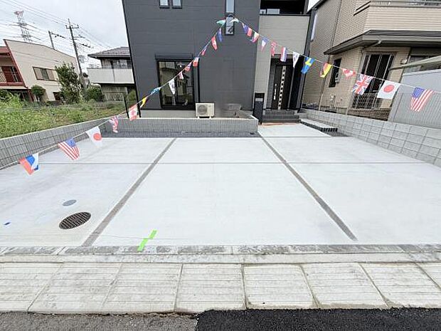 駐車場ももちろん完備しておりますのでお車所有の方にも心強いです。