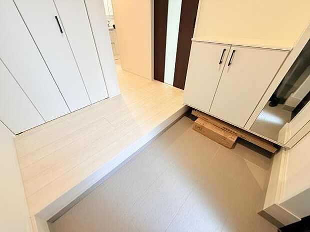 いつも気持ちよくご家族を迎えられる玄関です。
