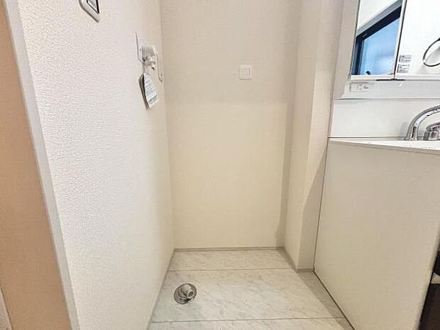 お天気を気にせずお洗濯ができ、室内干し可能です。