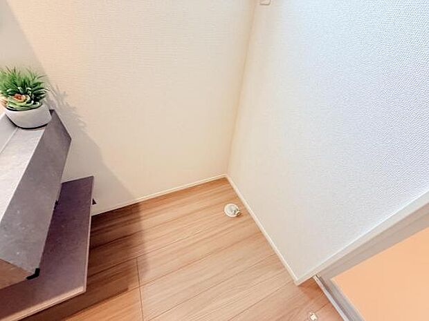 お天気を気にせずお洗濯ができ、室内干し可能です。