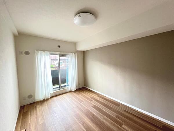 子供部屋にもちょうど良い大きさのお部屋です。