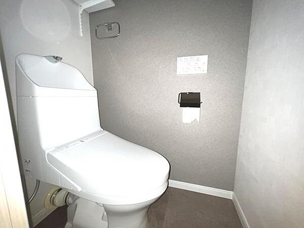ほっと安らげるトイレ空間です。
