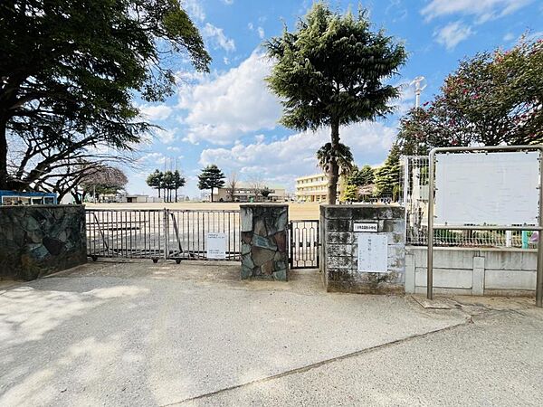 千葉市立園生小学校まで約970m（徒歩13分）