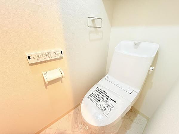 ほっと安らげるトイレ空間です。