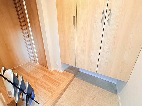 いつも気持ちよくご家族を迎えられる玄関です。