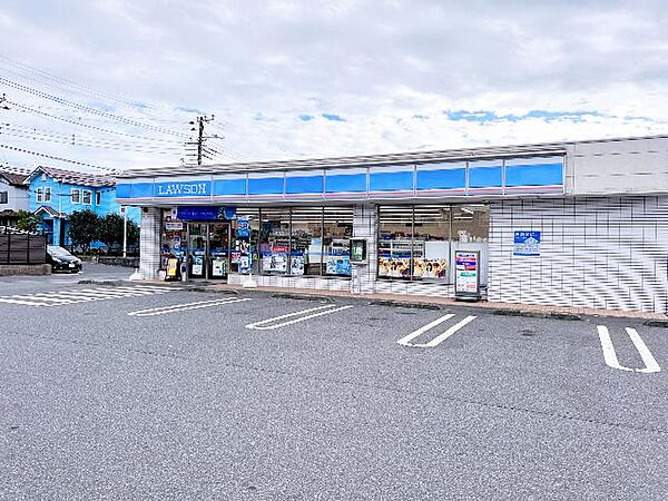 ローソン 千葉磯辺五丁目店まで約560m（徒歩7分）