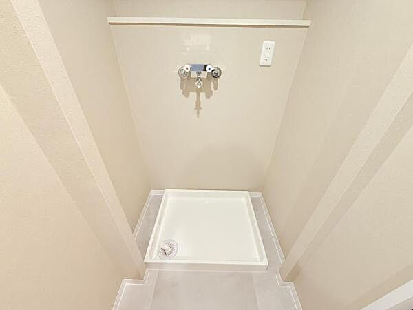 お天気を気にせずお洗濯ができ、室内干し可能です。