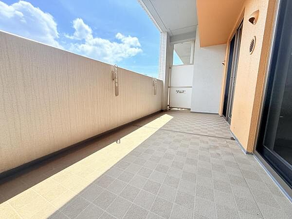 お洗濯ものを気持ち良く太陽の光で干せるのが嬉しいですね。