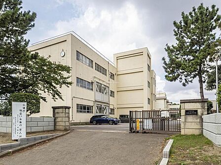 千葉市立幕張西中学校まで約850m（徒歩11分）