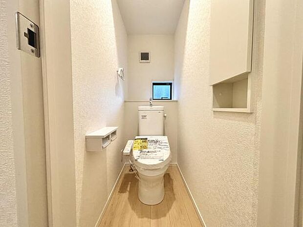 ほっと安らげるトイレ空間です。