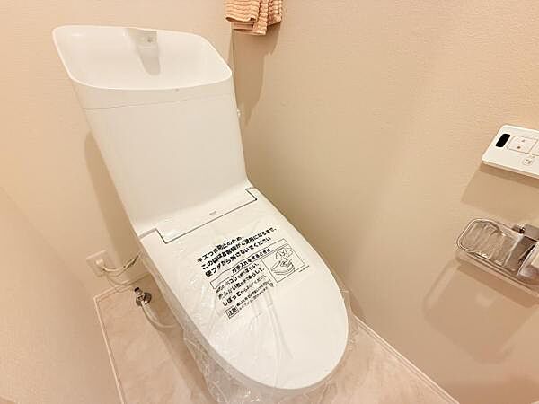 ほっと安らげるトイレ空間です。