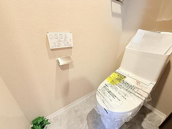 ほっと安らげるトイレ空間です。