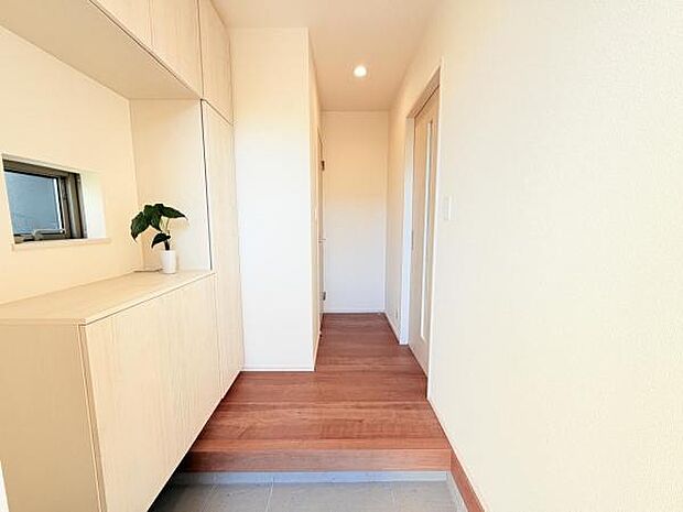 いつも気持ちよくご家族を迎えられる玄関です。