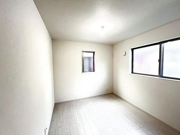 子供部屋にもちょうど良い大きさのお部屋です。