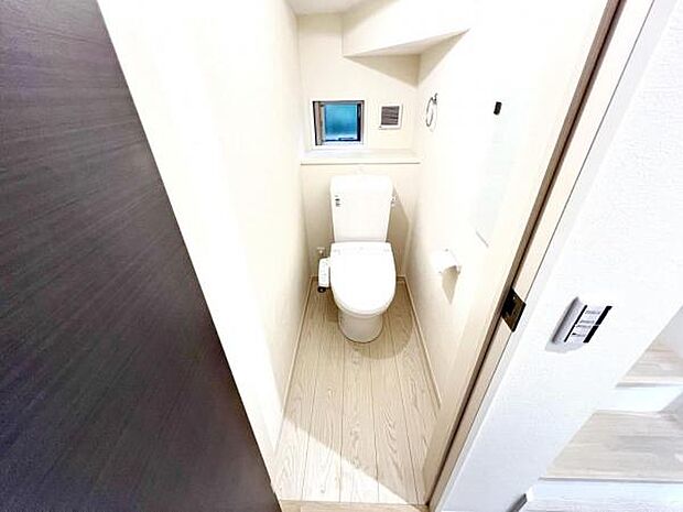 ほっと安らげるトイレ空間です。