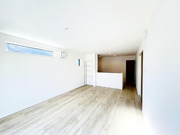 ご家族の温かい時間を演出するダイニングスペースです。