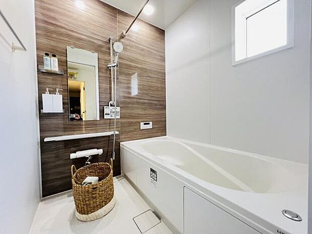 お風呂でほっとひといき。1日の疲れを癒しましょう。