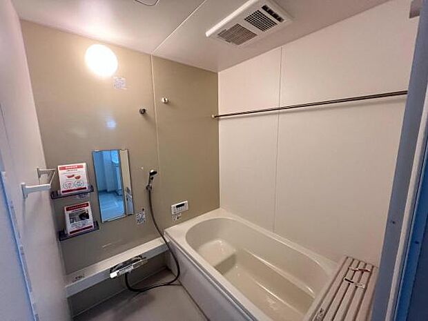 お風呂でほっとひといき。1日の疲れを癒しましょう。