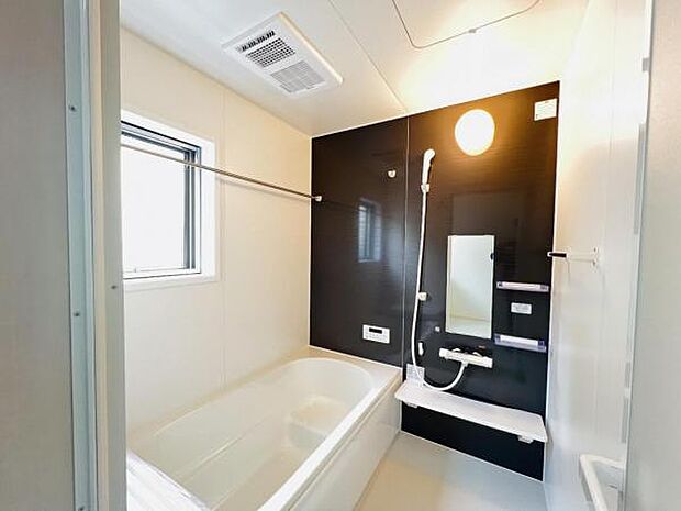 お風呂でほっとひといき。1日の疲れを癒しましょう。