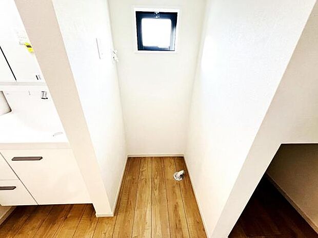 お天気を気にせずお洗濯ができ、室内干し可能です。