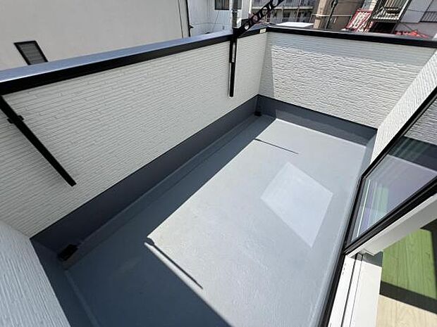 お洗濯ものを気持ち良く太陽の光で干せるのが嬉しいですね。