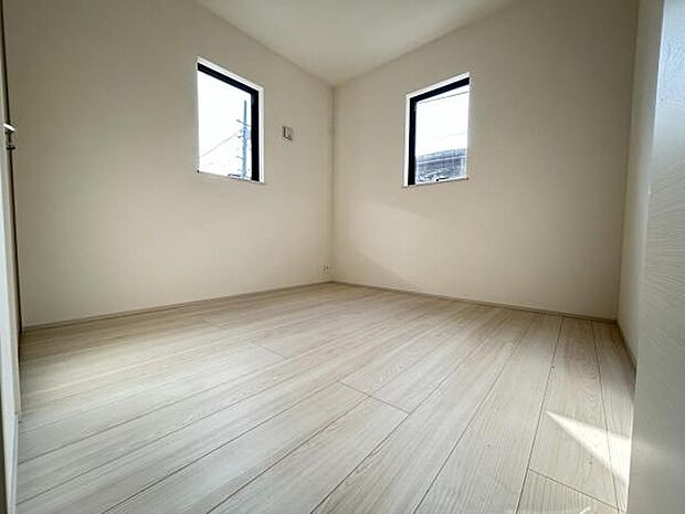 子供部屋にもちょうど良い大きさのお部屋です。