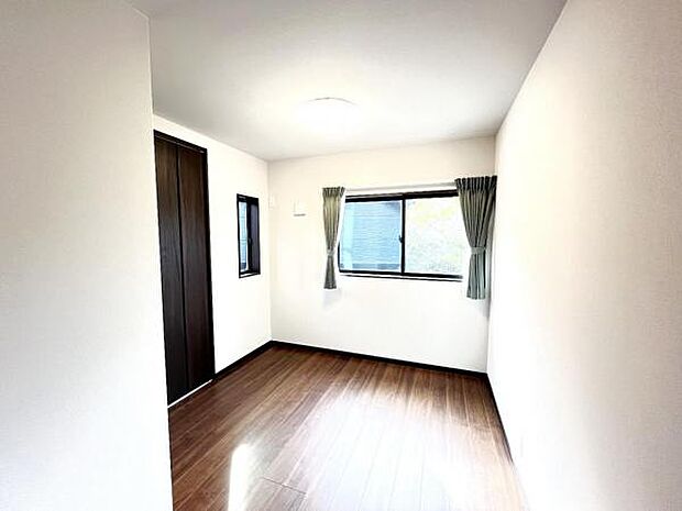 子供部屋にもちょうど良い大きさのお部屋です。