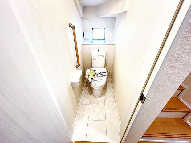 ほっと安らげるトイレ空間です。