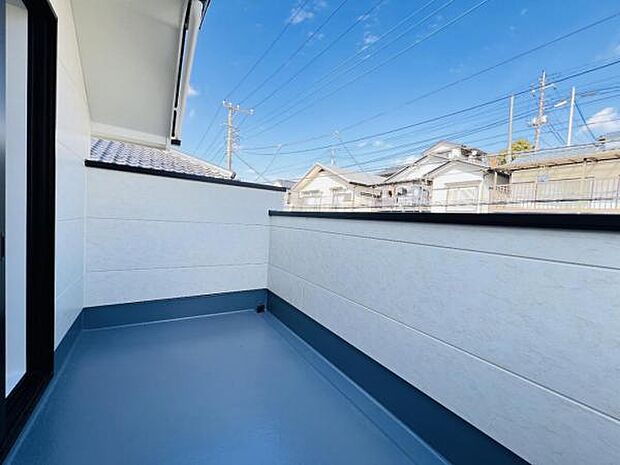 お洗濯ものを気持ち良く太陽の光で干せるのが嬉しいですね。