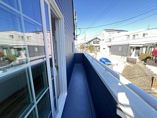 お洗濯ものを気持ち良く太陽の光で干せるのが嬉しいですね。