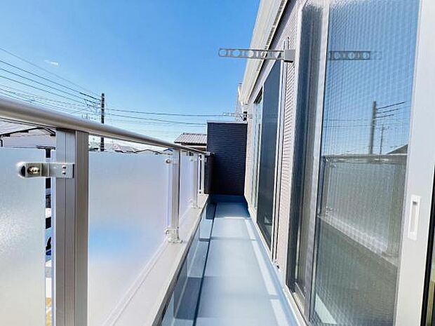 お洗濯ものを気持ち良く太陽の光で干せるのが嬉しいですね。