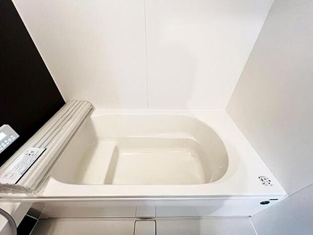 洗面化粧台です。朝の身支度から1日が始まります。