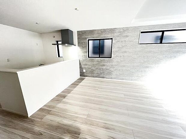 ご家族の温かい時間を演出するダイニングスペースです。